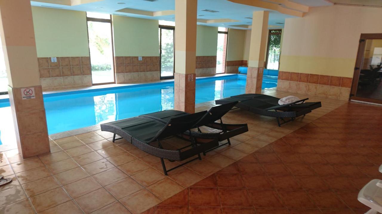 Coke Wellness Apartman Siófok Extérieur photo