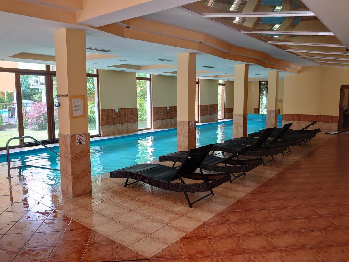Coke Wellness Apartman Siófok Extérieur photo