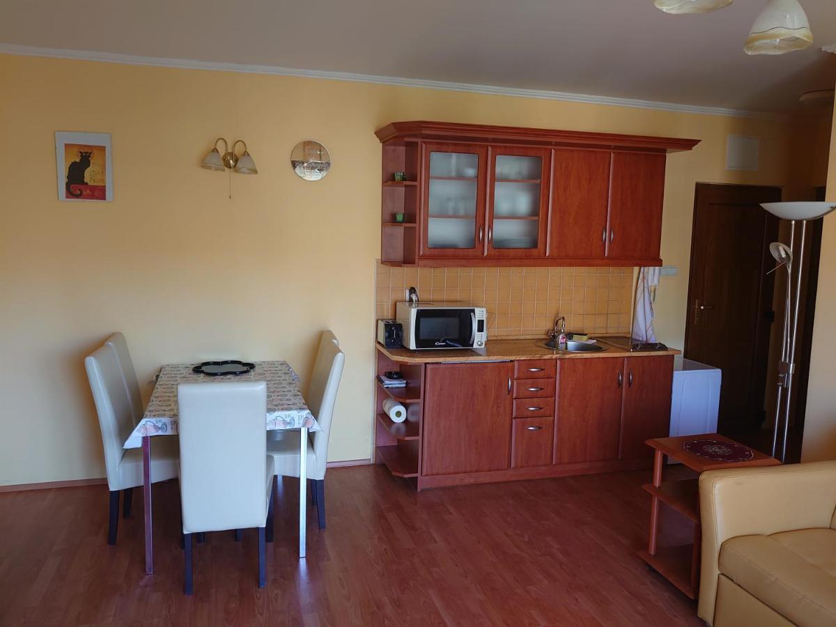 Coke Wellness Apartman Siófok Extérieur photo