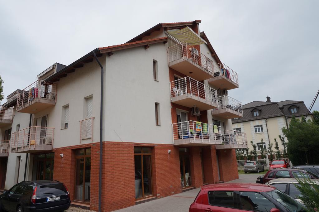 Coke Wellness Apartman Siófok Extérieur photo